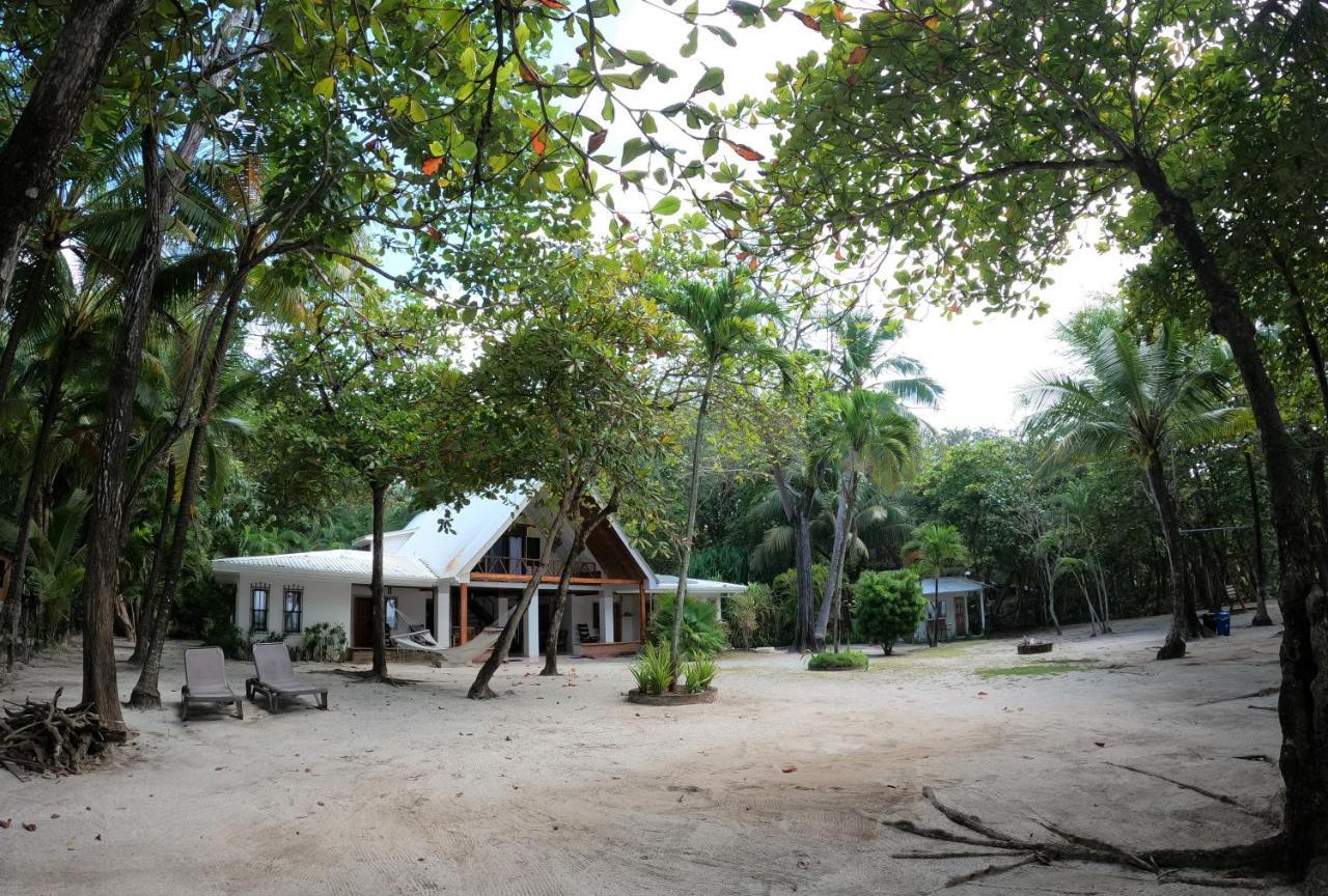 Casa Cecilia Beach Front Playa Santa Teresa  Exterior photo